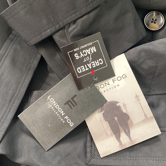 Brand new London Fog hooded Double collar belted trench coat - Picture 6 of 8